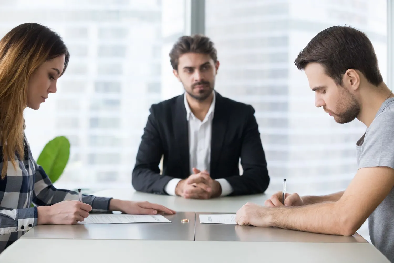 How EH Mediation Guides Couples Toward Fair and Balanced Outcomes Bodmin